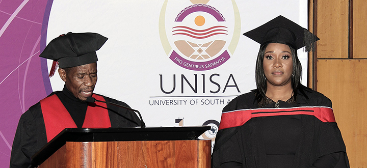 Cllr Tshivhenga stage_Teaser.jpg
